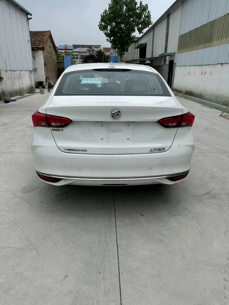 常州23年别克威朗4