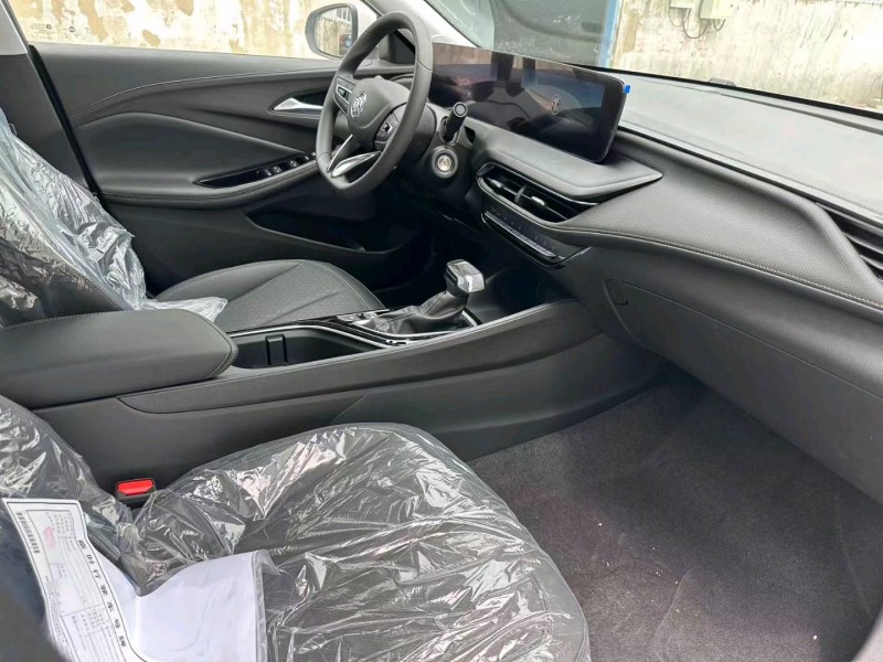 常州23年别克威朗7