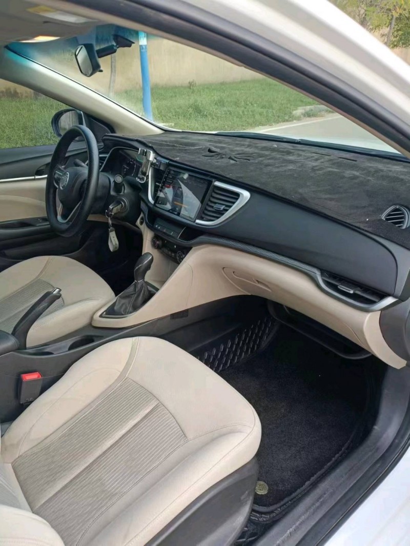 邢台19年别克英朗6