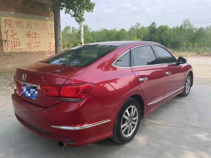 保定16年本田思铂睿6