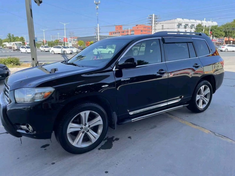 保定12年丰田汉兰达3