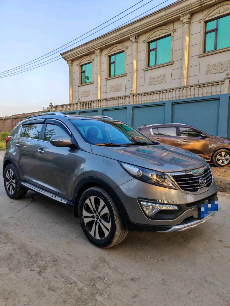 保定14年起亚智跑2