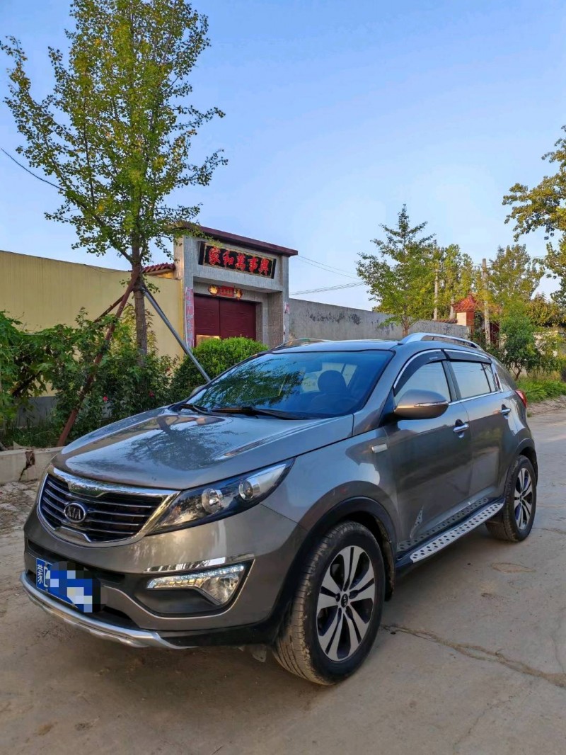 保定14年起亚智跑3