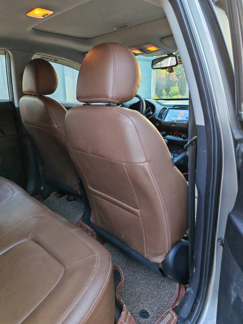 保定14年起亚智跑5