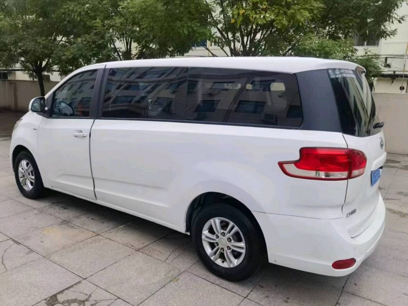 保定16年大通G108