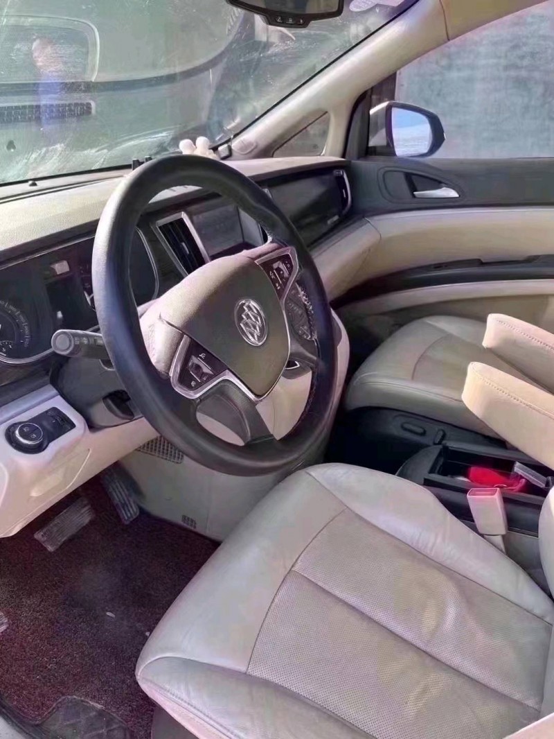 淄博12年别克GL88