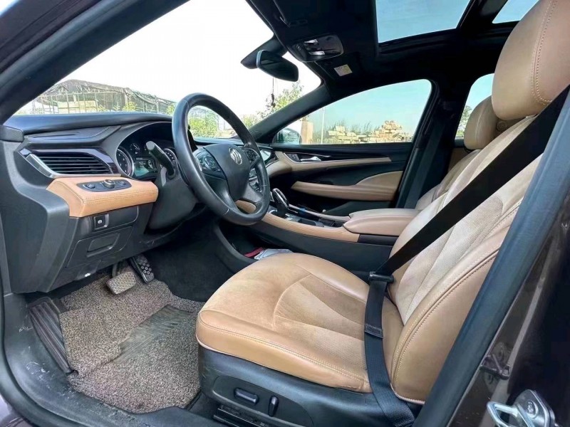 枣庄17年别克君越5