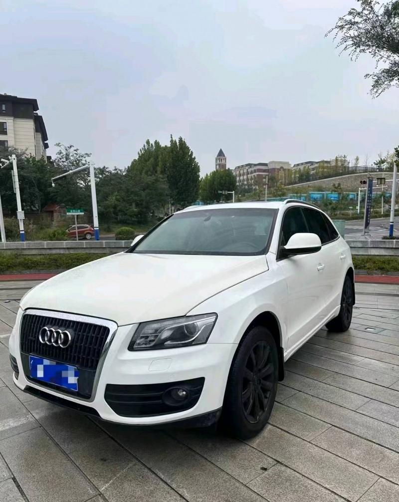 东营10年奥迪Q52