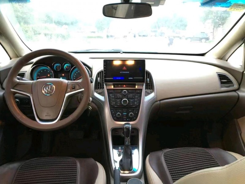 枣庄13年别克英朗GT3