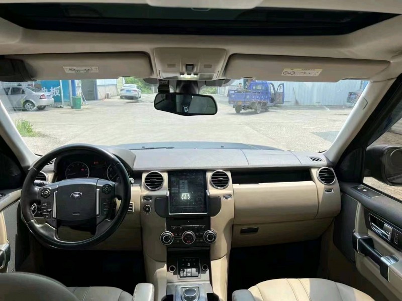 衡阳15年路虎发现5