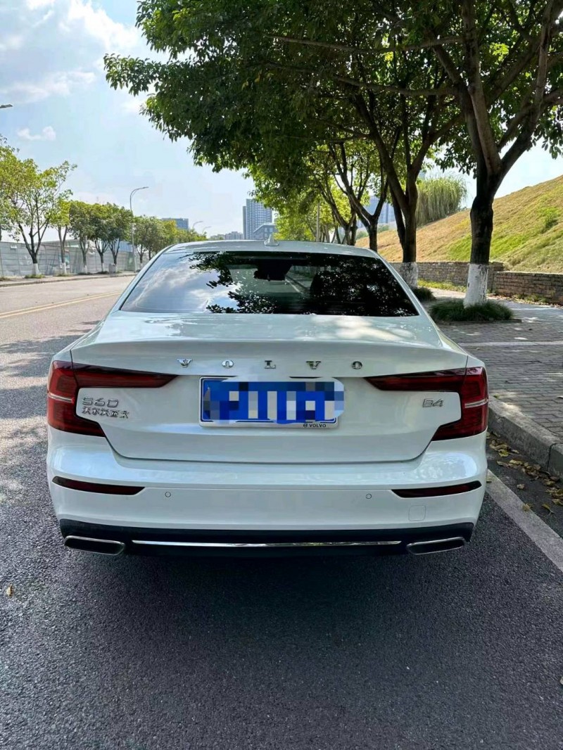 重庆21年沃尔沃S60L3