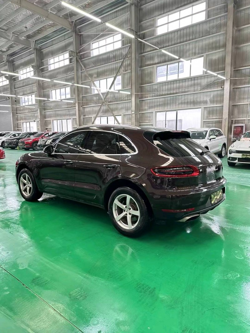 宿迁18年保时捷Macan8