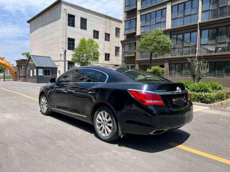 徐州15年别克君越8