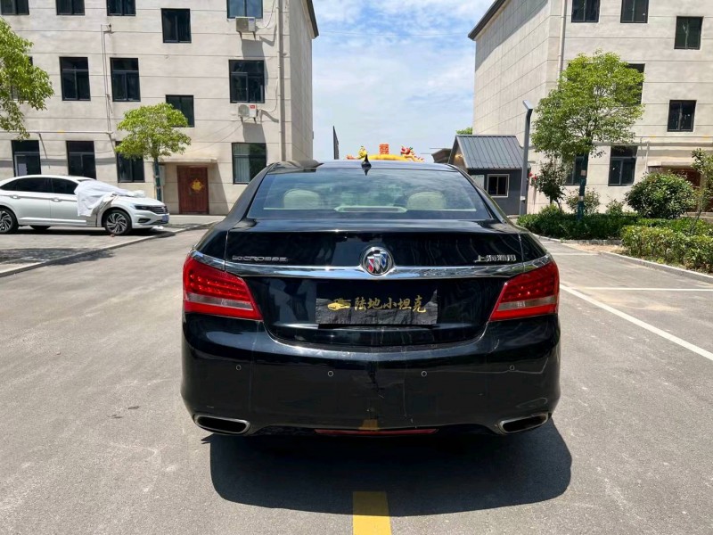 徐州15年别克君越9