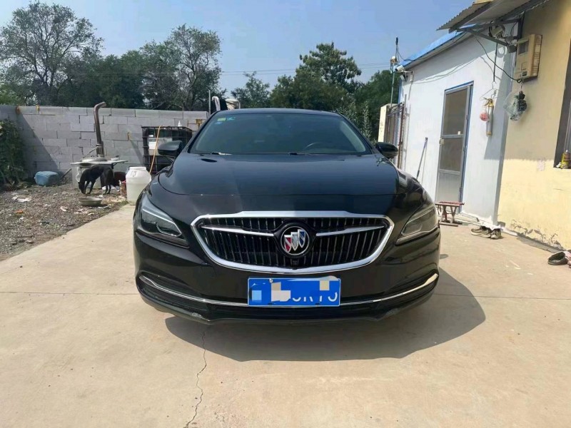 枣庄18年别克君越1