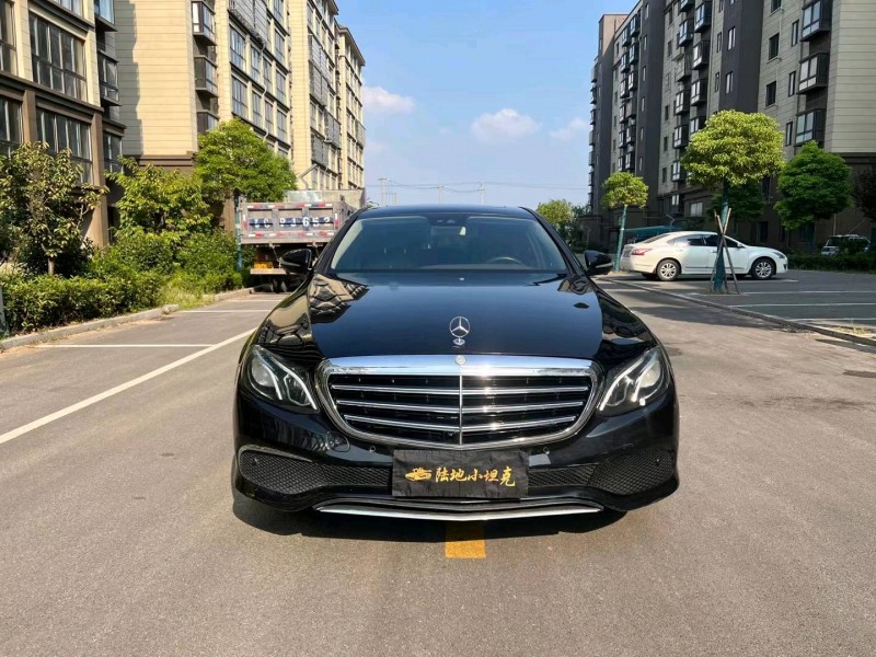徐州17年奔驰E1