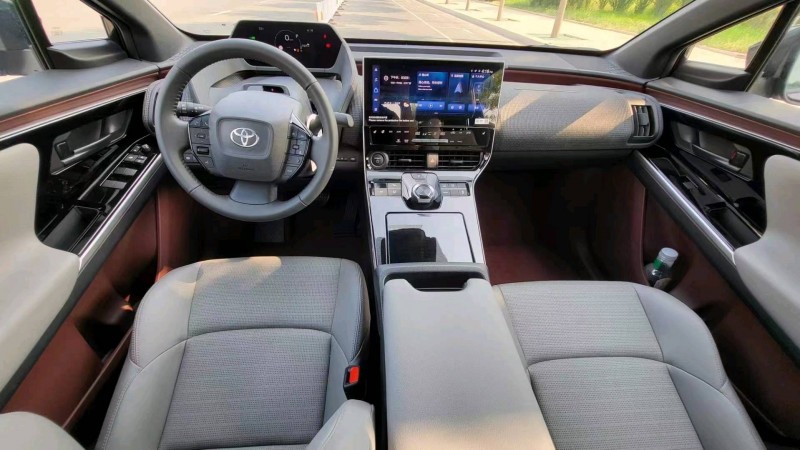 邯郸23年丰田BZ4X5