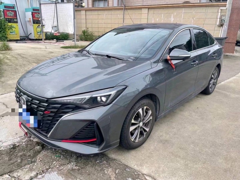 枣庄22年长安汽车逸动2