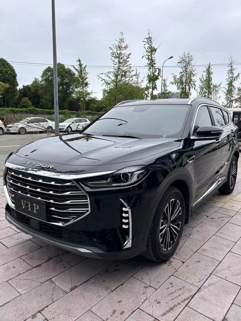 成都22年奇瑞捷途X702