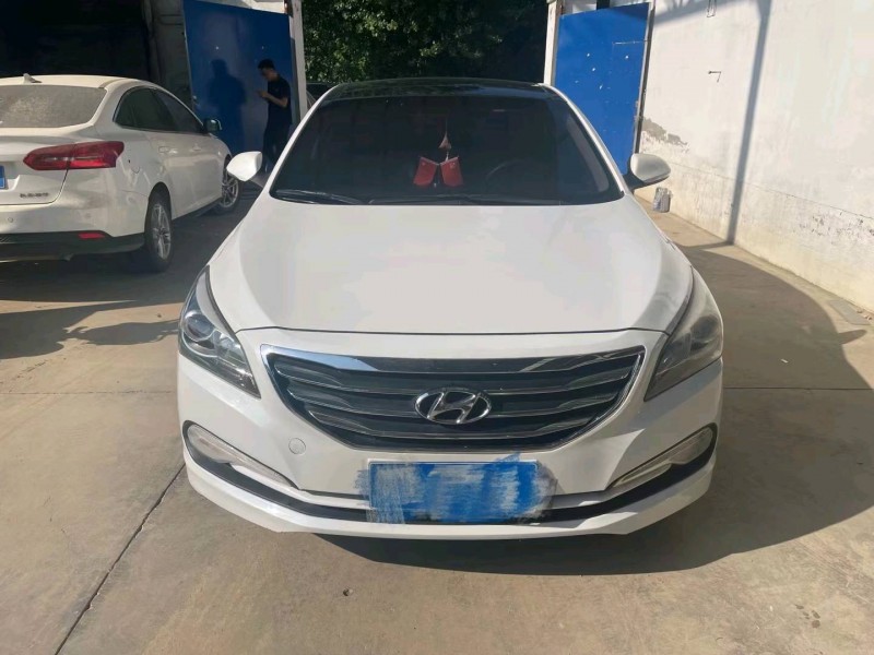 保定15年现代名图1