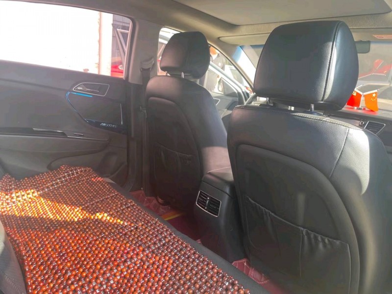 保定15年现代名图7