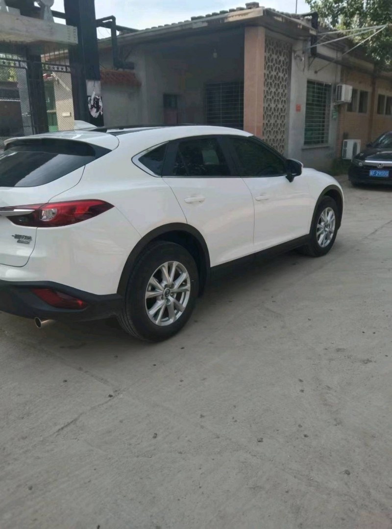 保定19年马自达CX-43