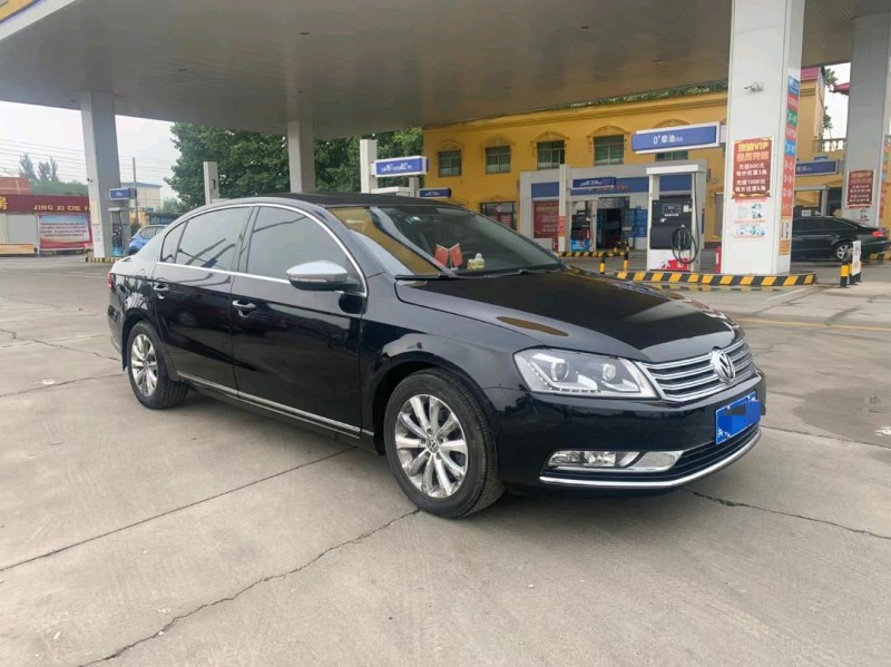 保定14年大众迈腾2