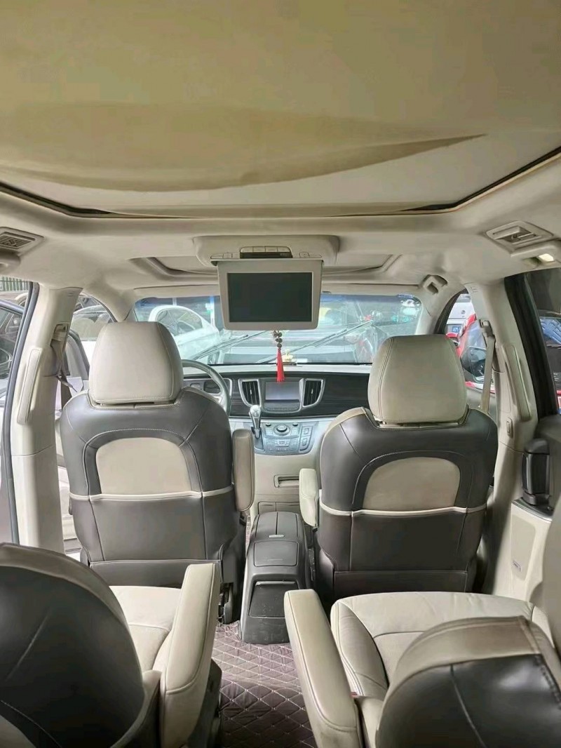 广州13年别克GL82