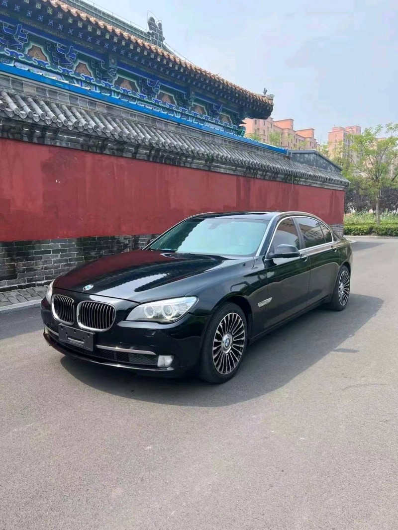 济南13年宝马7系2