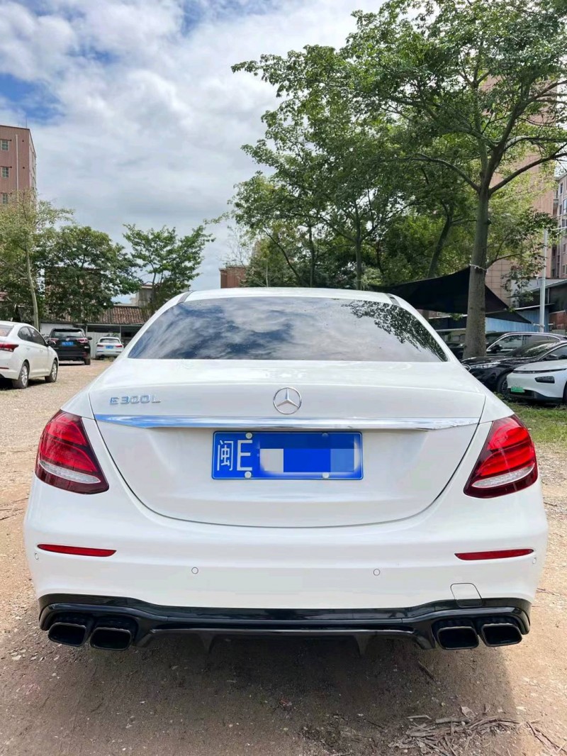广州18年奔驰E9