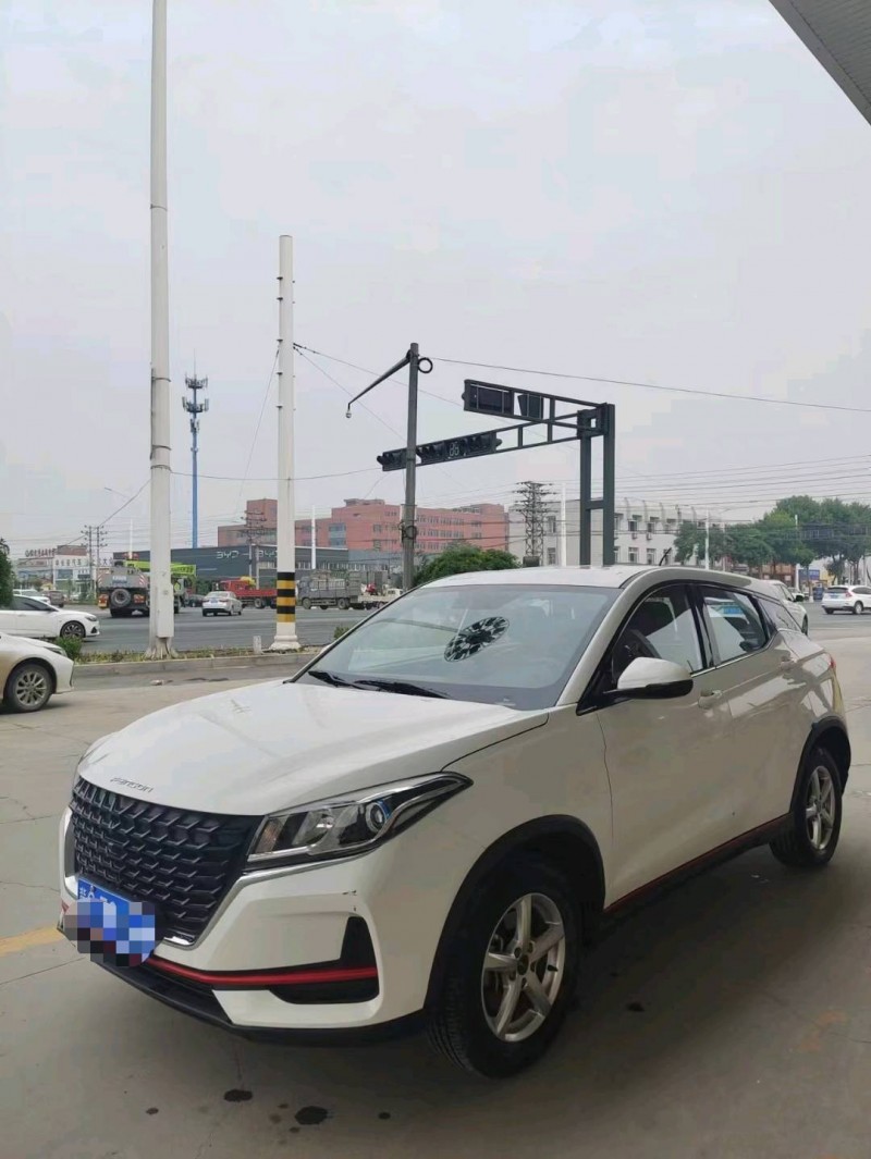 保定22年东风风光2