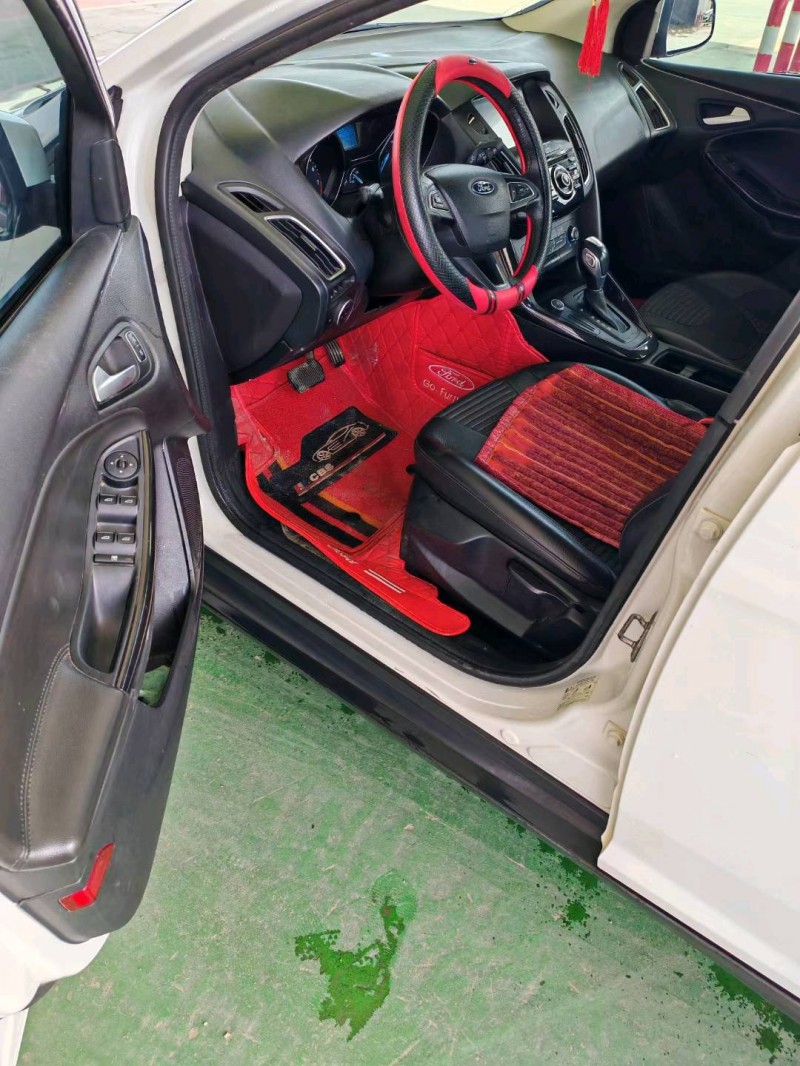 保定18年福特福克斯4