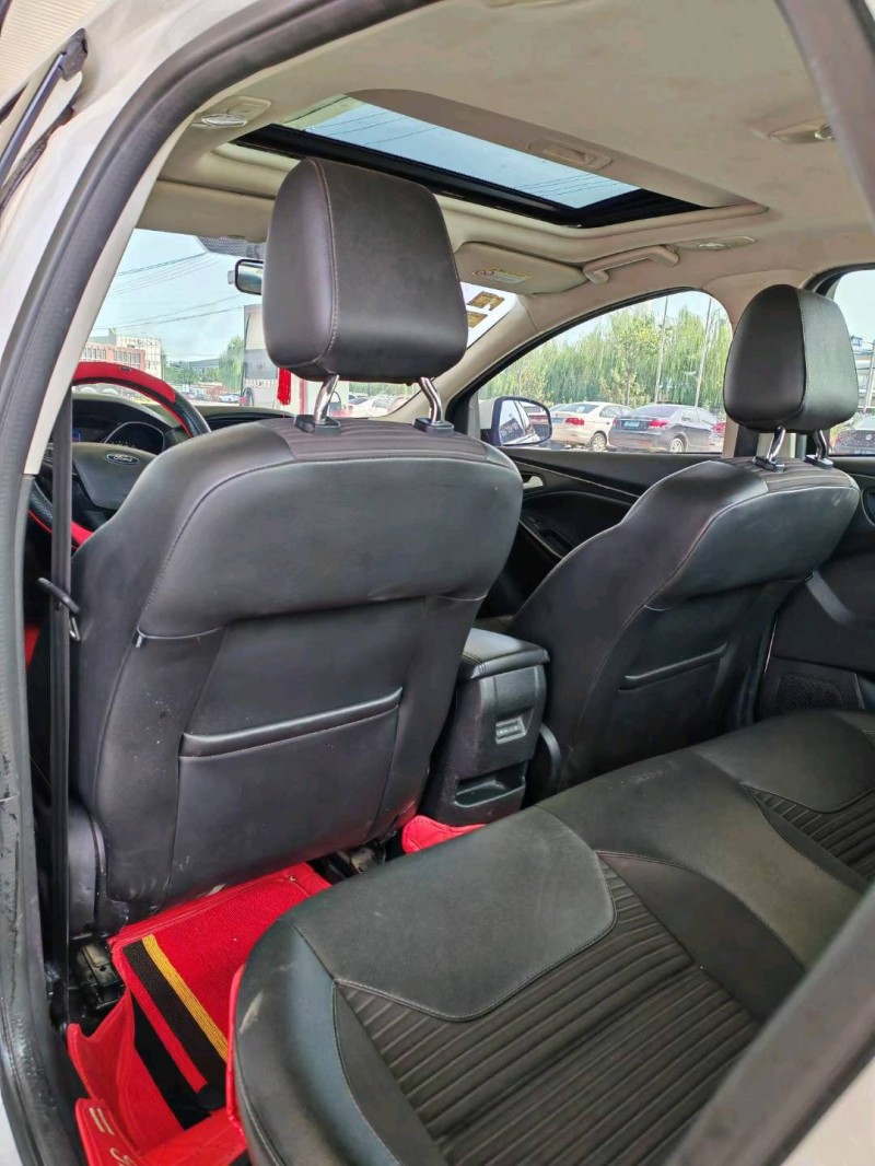 保定18年福特福克斯6