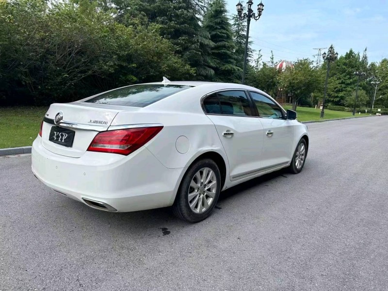 淄博14年别克君越8