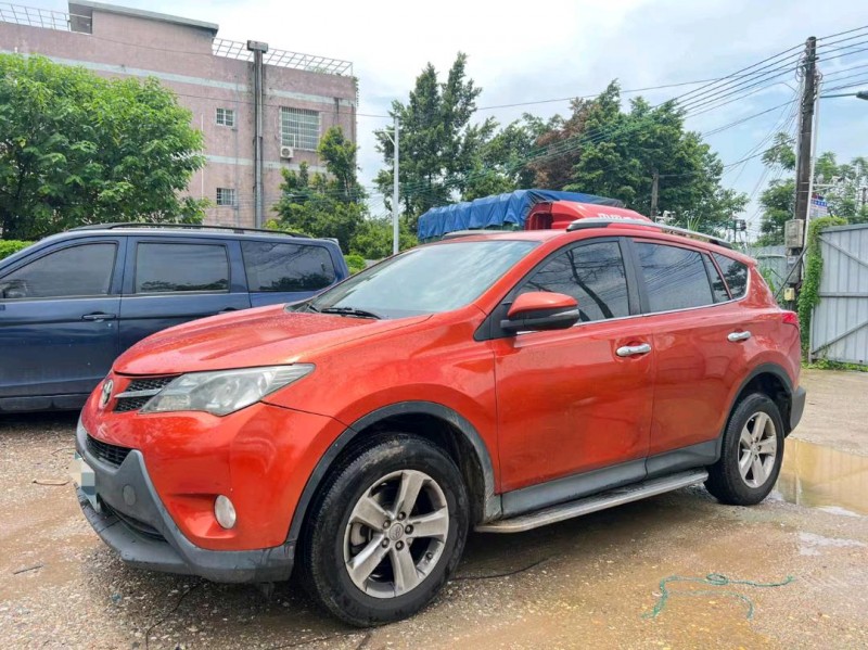 广州14年丰田RAV4荣放2