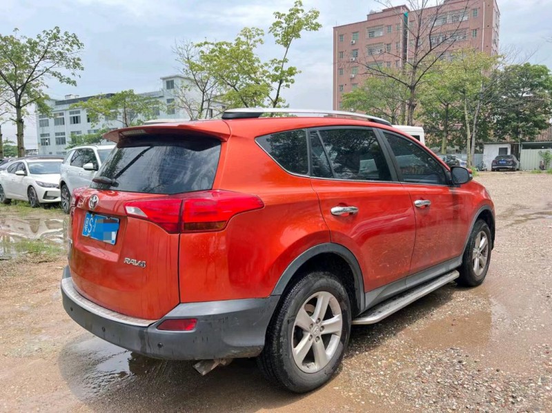 广州14年丰田RAV4荣放8
