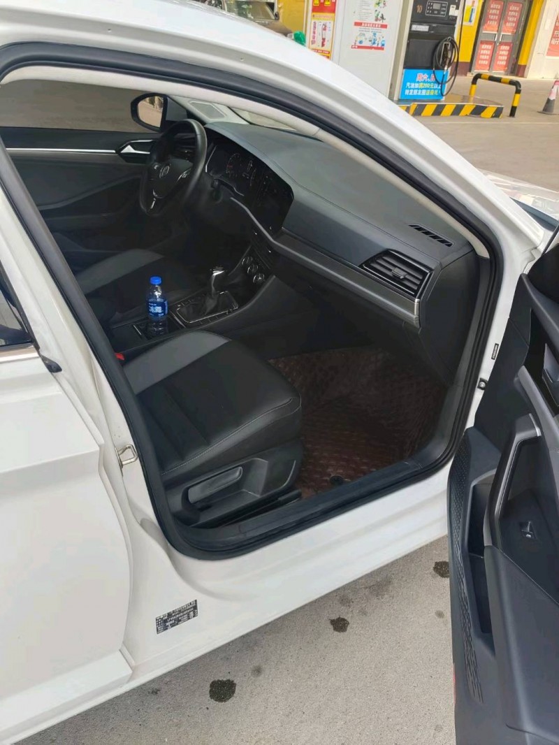 保定20年大众速腾6