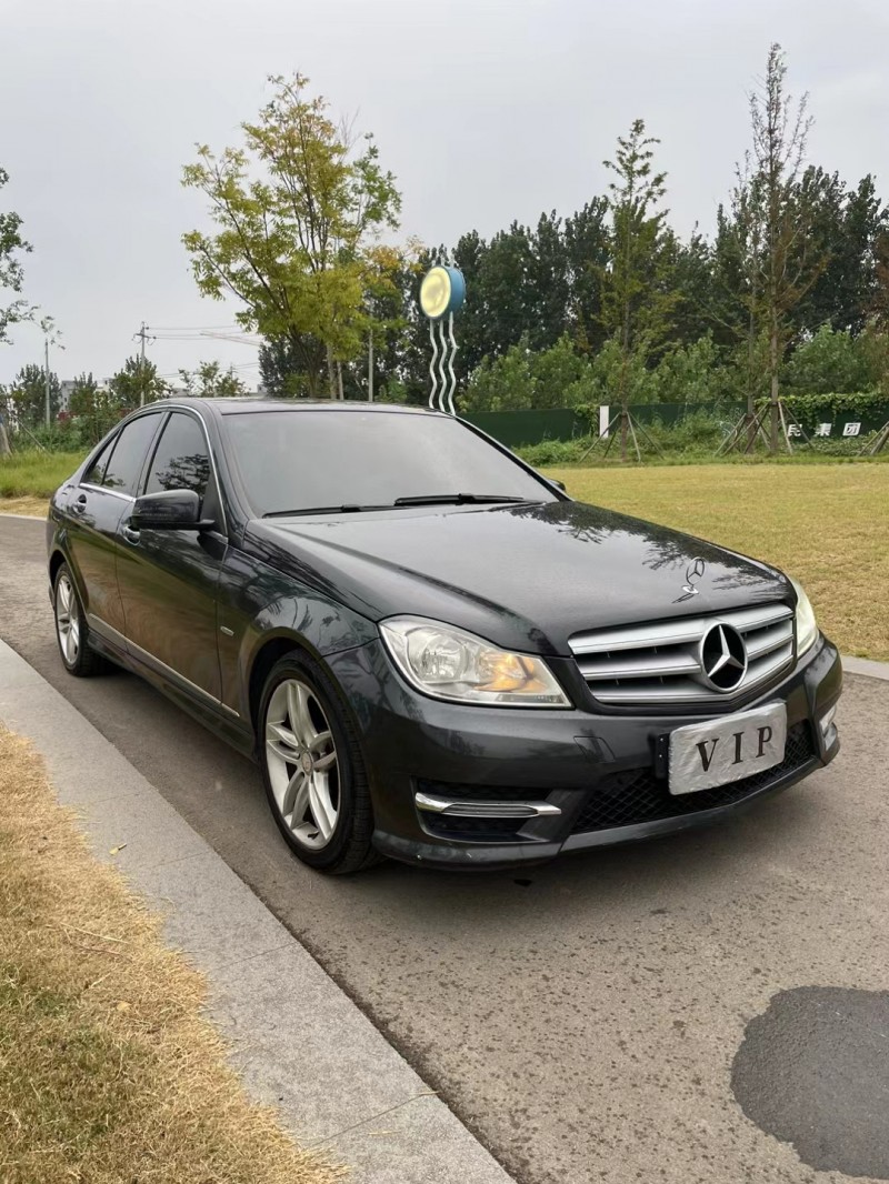 徐州14年奔驰C2