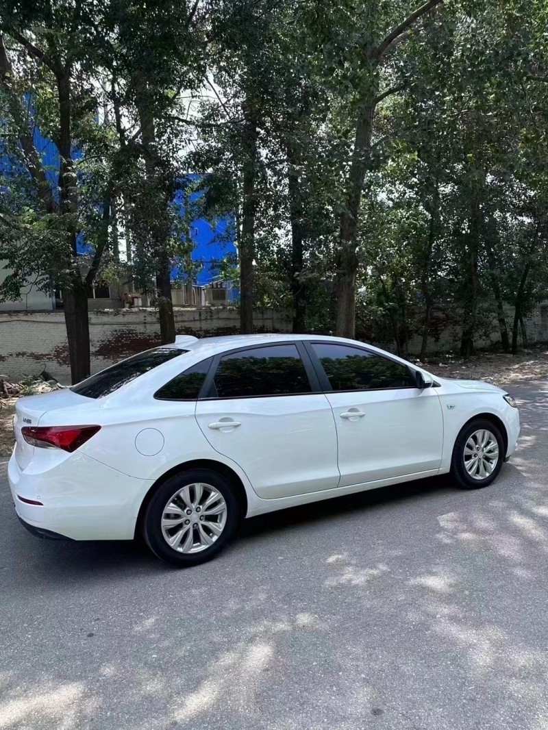 菏泽20年别克英朗8