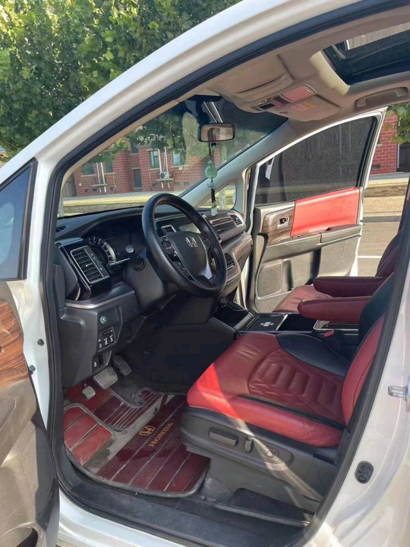 邯郸18年本田艾力绅3