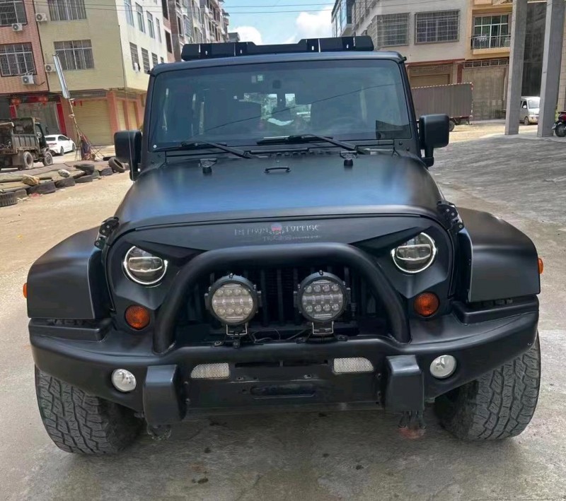 南寧11年Jeep牧馬人1