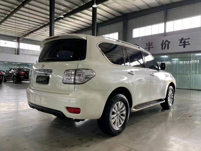 宜昌19年日產途樂4