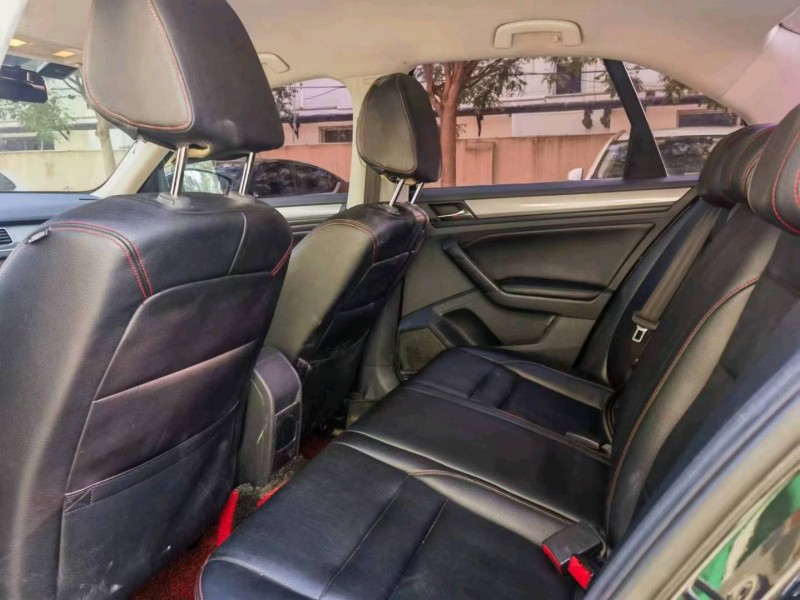 保定16年大众宝来8