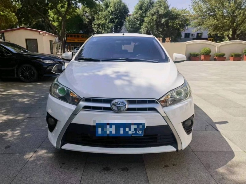 保定16年丰田YARiS L 致炫1