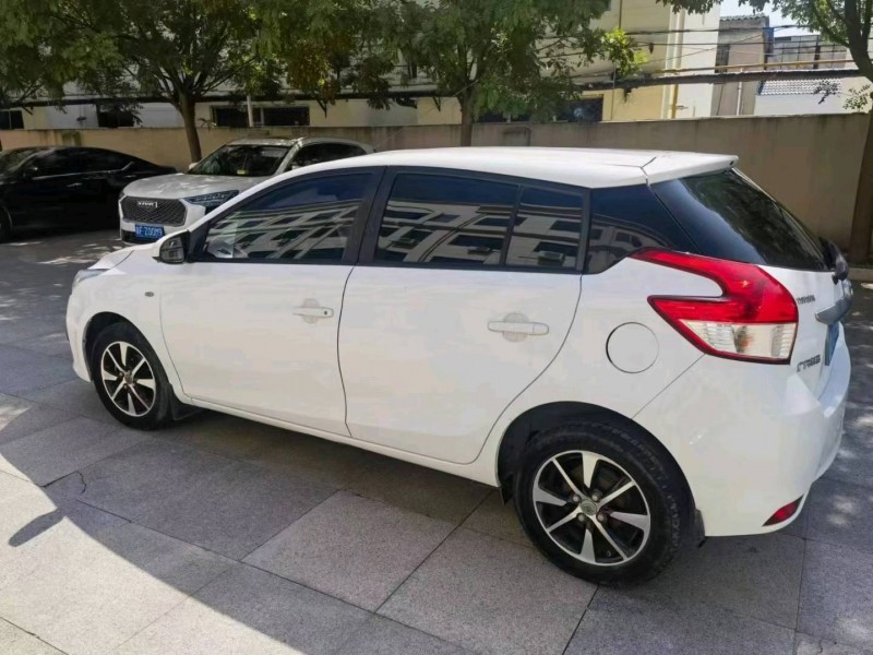 保定16年丰田YARiS L 致炫5