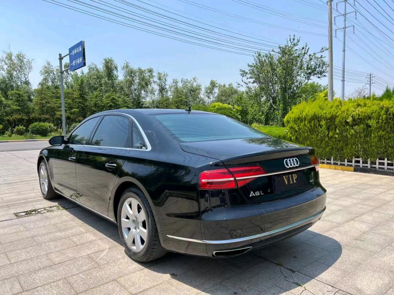 盐城16年奥迪A8L9
