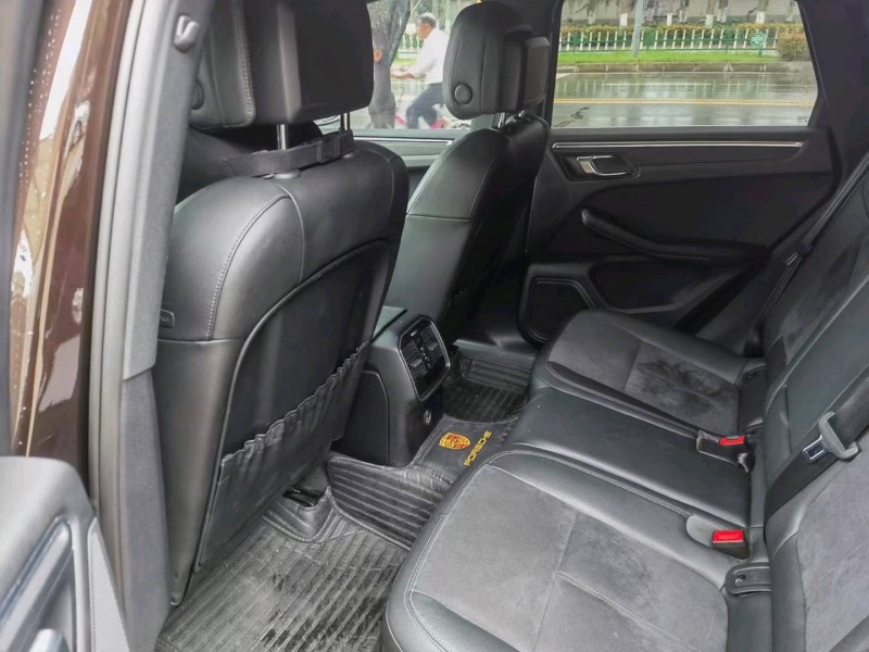 济南19年保时捷Macan2