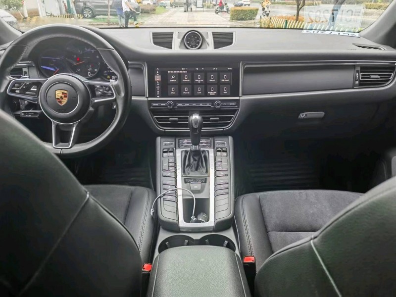 济南19年保时捷Macan3