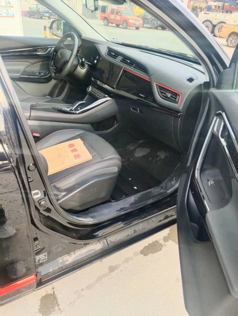 保定22年东风AX7pro5