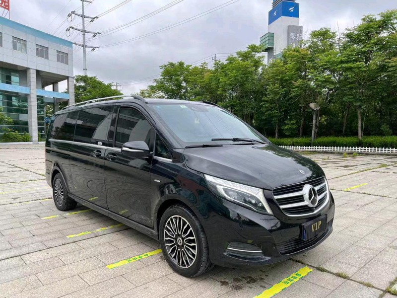 盐城18年奔驰V2